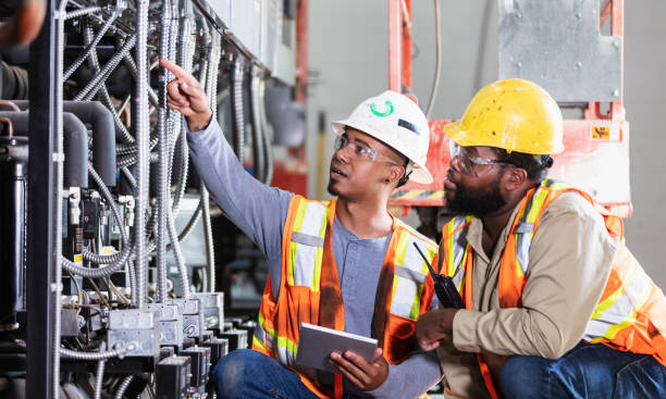 Best Affordable Emergency Electrician  in Logan, IA